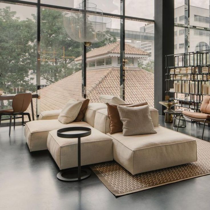 REVERSE •შეკვეთით•