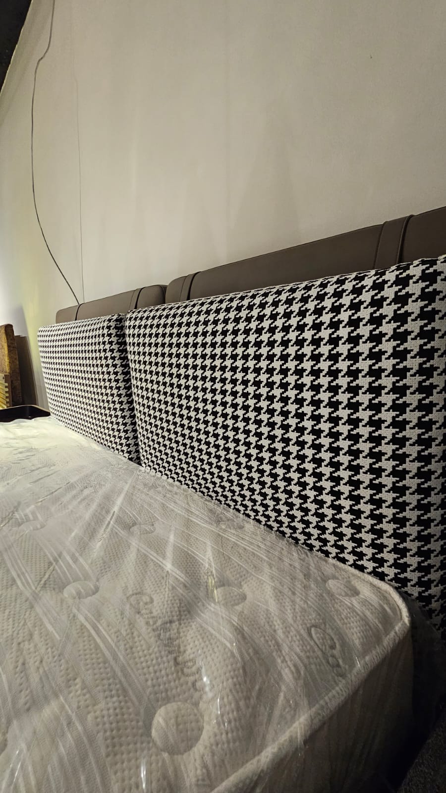 LINES -𝟒𝟗𝟎𝟎₾